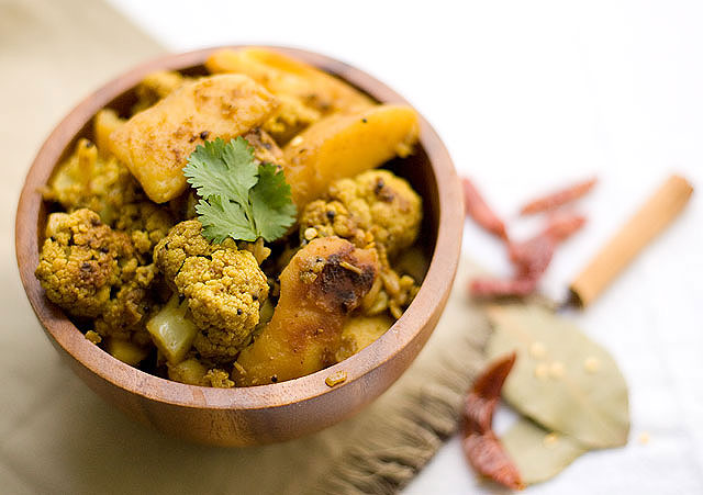 Aloo Gobhi (Potato and Cauliflower)