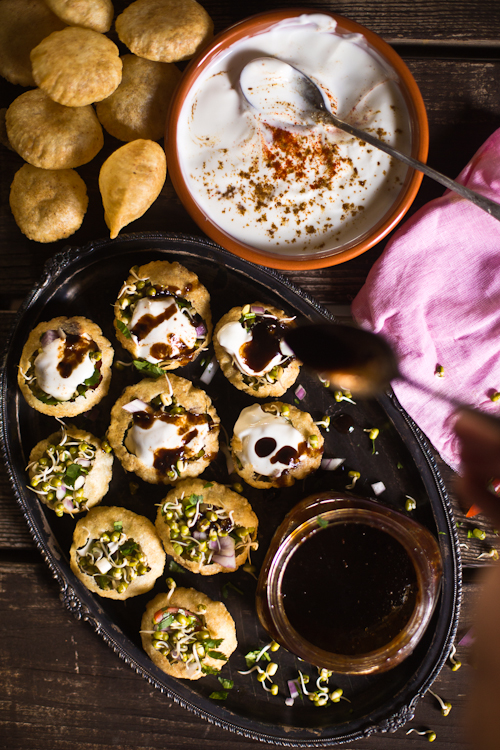 Homemade Sprouts And Sprouts Chaat Papdi