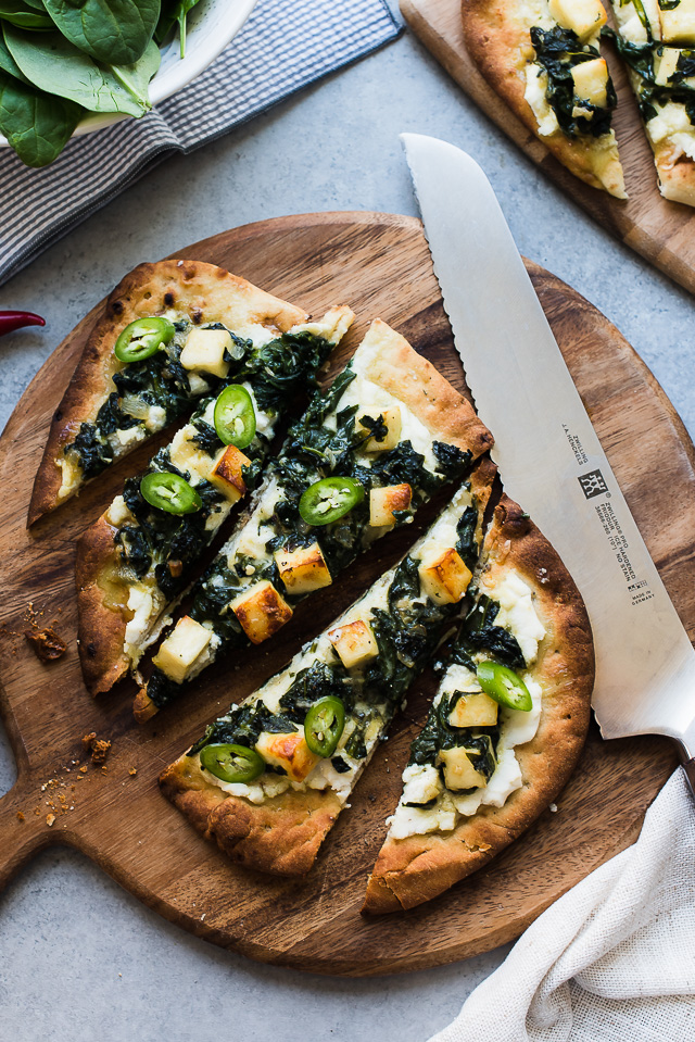 Saag-Paneer-Naan-Pizza