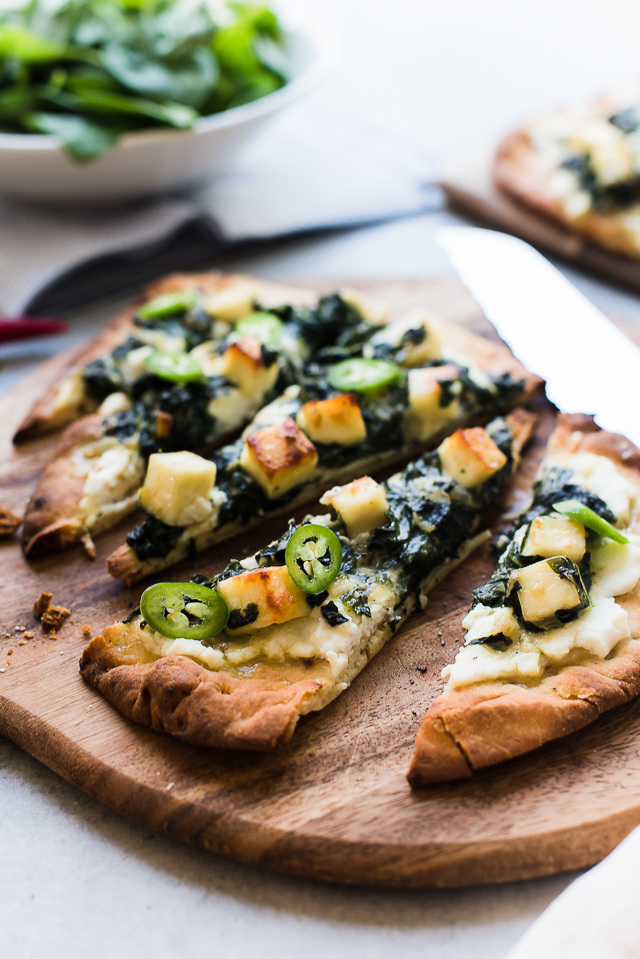 Saag-Paneer-Naan-Pizza