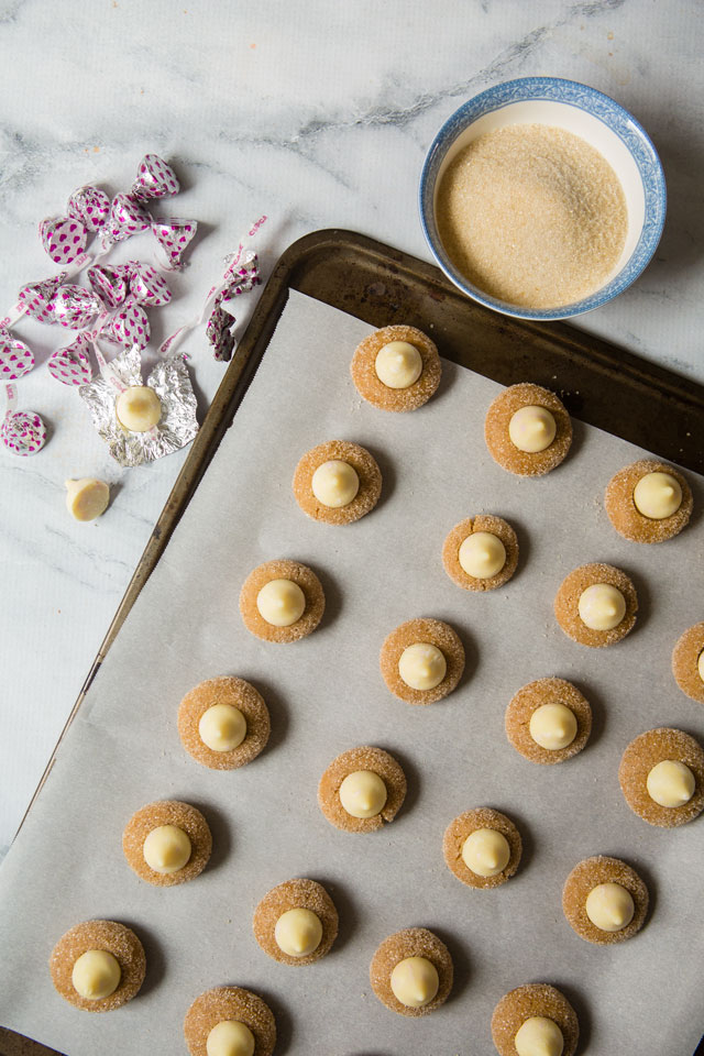 GINGERSNAP COOKIES