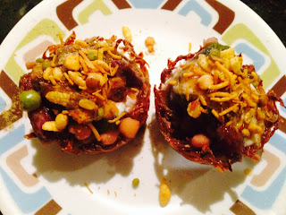 Potato basket chaat